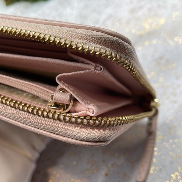 Kate Spade Wallet organizer zip around streetdot lilac read ASIS - Picture 8 of 11